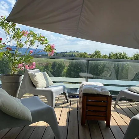 100m2 Au Calme Dans Un Ecrin De Verdure