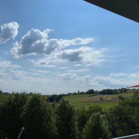 아파트 100m2 Au Calme Dans Un Ecrin De Verdure