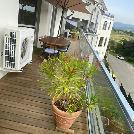 아파트 100m2 Au Calme Dans Un Ecrin De Verdure